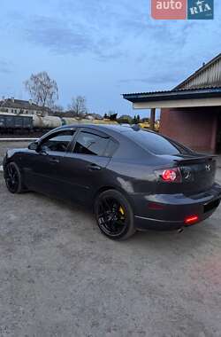 Седан Mazda 3 2006 в Ивано-Франковске