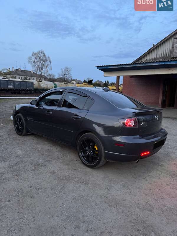 Седан Mazda 3 2006 в Ивано-Франковске