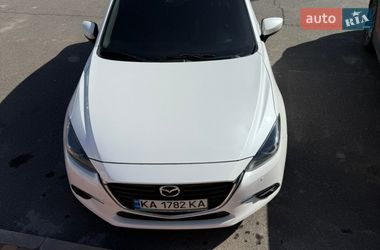 Седан Mazda 3 2018 в Миколаєві
