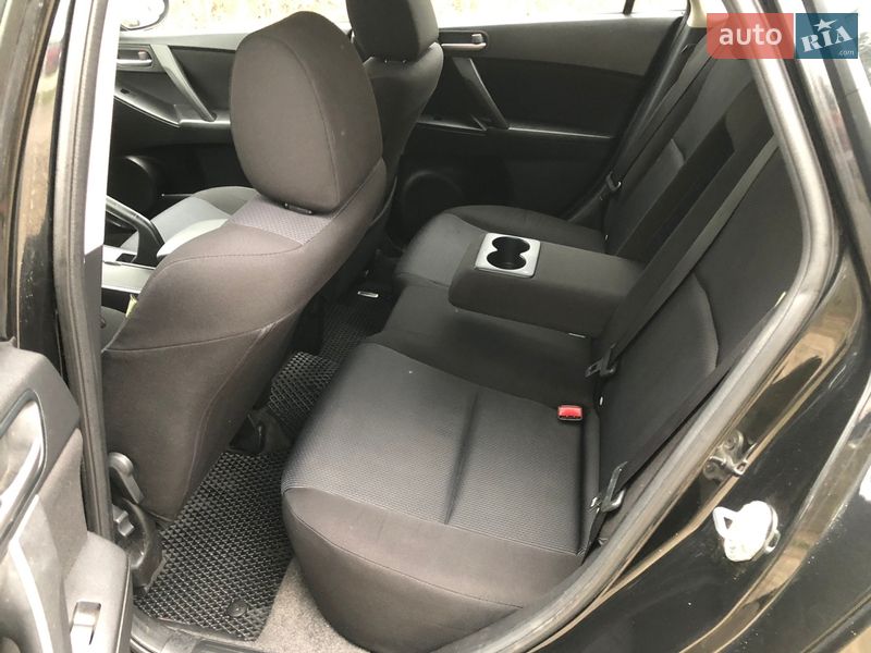 Хэтчбек Mazda 3 2010 в Галиче фото 8 Хэтчбек Mazda 3 2010 в Галиче