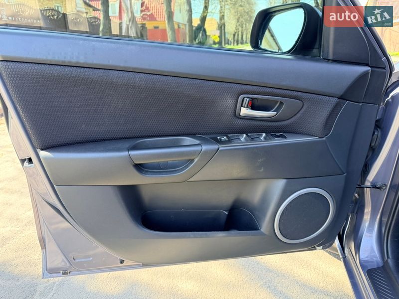 Седан Mazda 3 2007 в Киеве