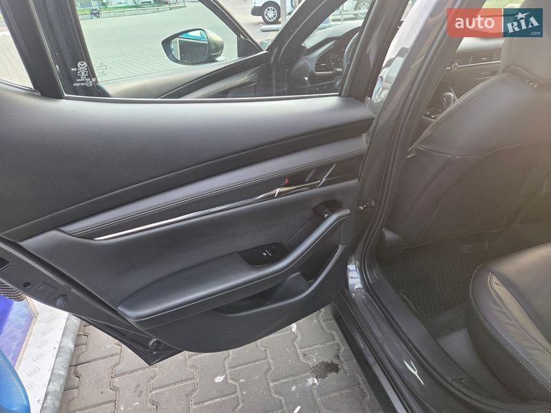 Хетчбек Mazda 3 2024 в Києві