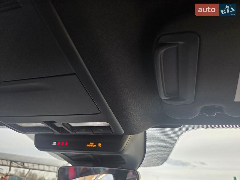 Хетчбек Mazda 3 2024 в Києві