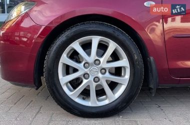 Седан Mazda 3 2008 в Черновцах