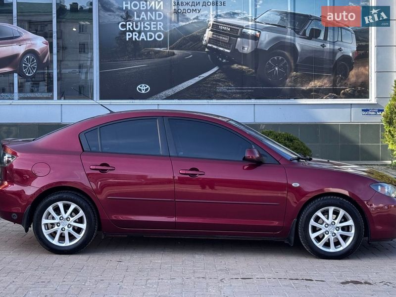 Седан Mazda 3 2008 в Черновцах