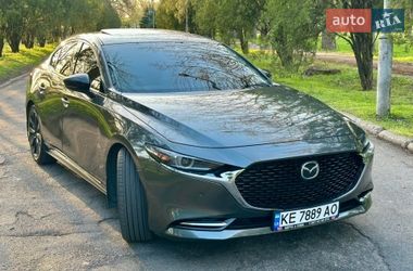Седан Mazda 3 2022 в Днепре