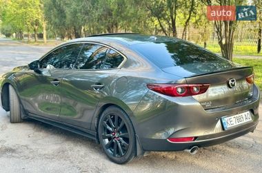 Седан Mazda 3 2022 в Покрові