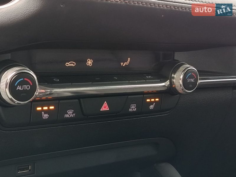 Седан Mazda 3 2019 в Луцке
