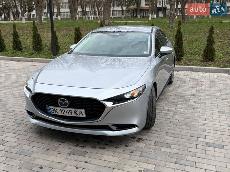 Mazda 3 2019
