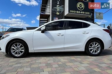 Седан Mazda 3 2016 в Стрые