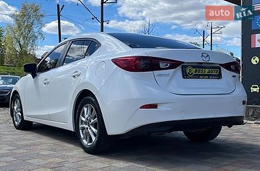 Седан Mazda 3 2016 в Стрые