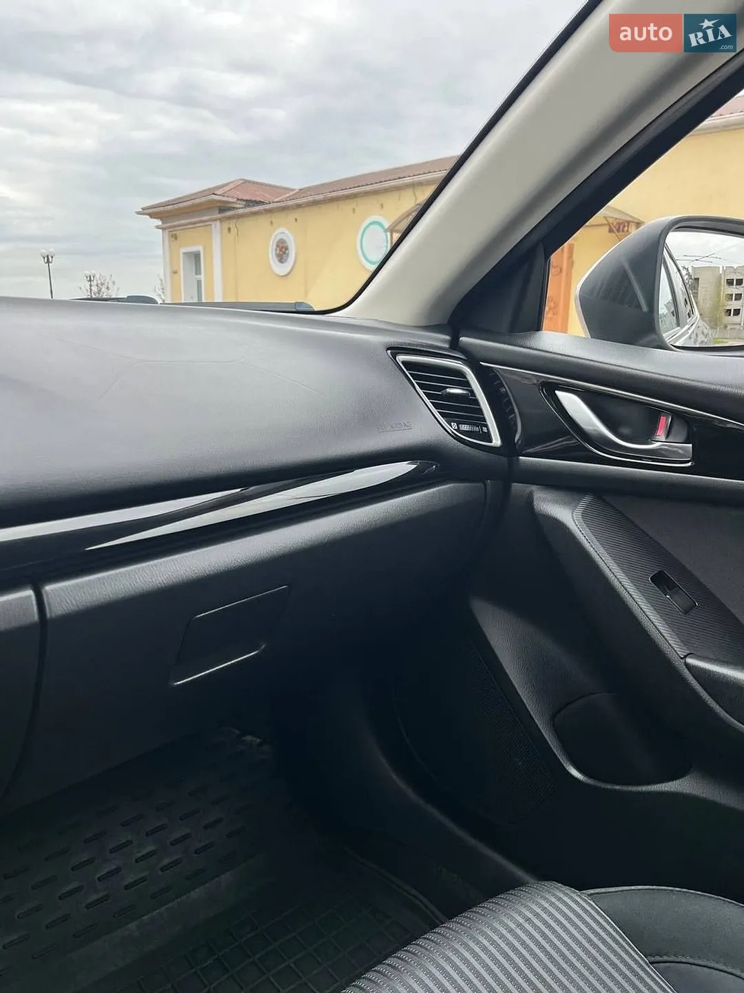 2016 Mazda 3 - мініатюра 15