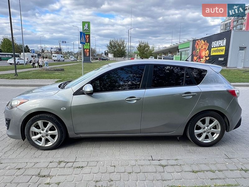 Хэтчбек Mazda 3 2009 в Львове