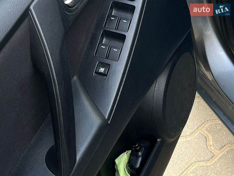 Хэтчбек Mazda 3 2009 в Львове