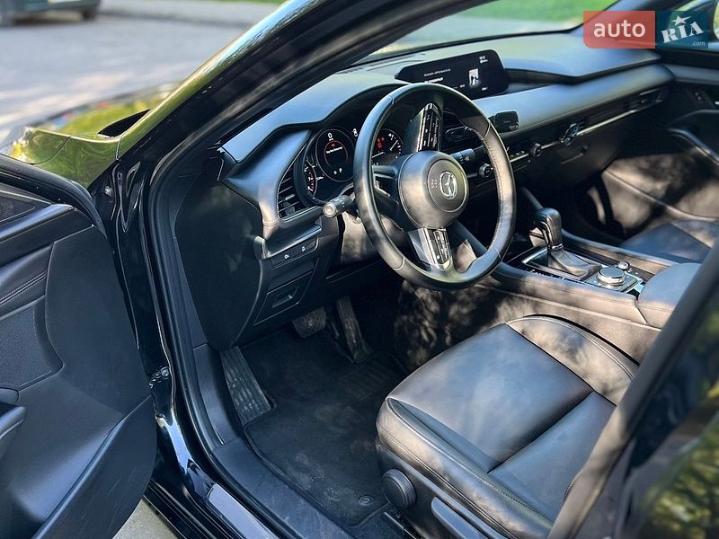 Хетчбек Mazda 3 2024 в Львові