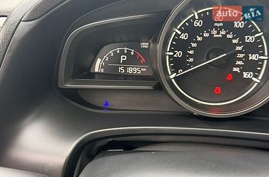 Хэтчбек Mazda 3 2017 в Днепре