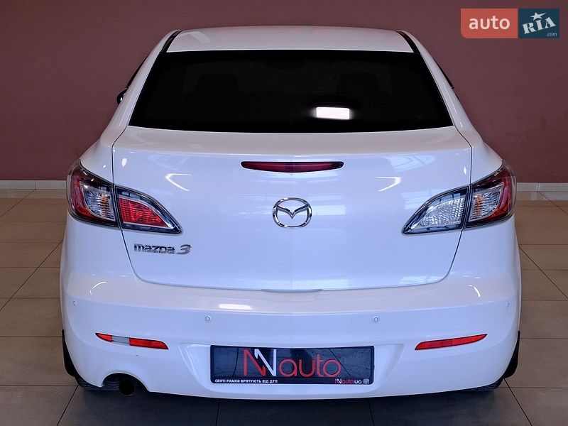 Седан Mazda 3 2012 в Одессе