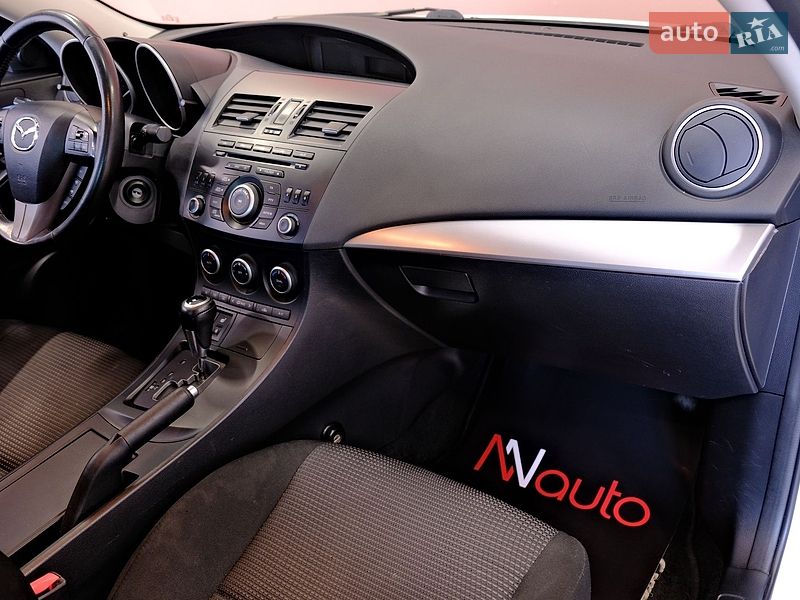 Седан Mazda 3 2012 в Одессе