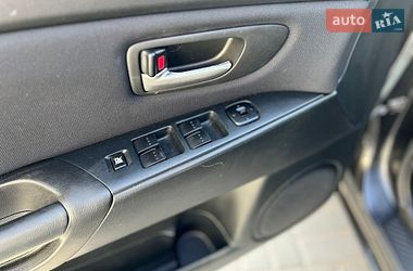 Седан Mazda 3 2005 в Ковеле