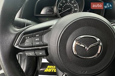Седан Mazda 3 2017 в Ивано-Франковске