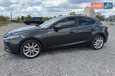 Хэтчбек Mazda 3 2017 в Днепре