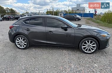 Хэтчбек Mazda 3 2017 в Днепре