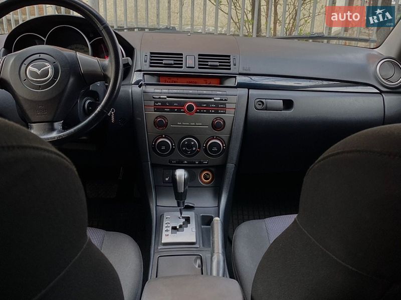 Хэтчбек Mazda 3 2006 в Полтаве