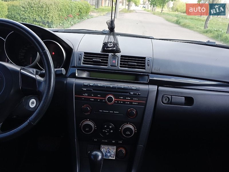 Седан Mazda 3 2006 в Кривому Розі