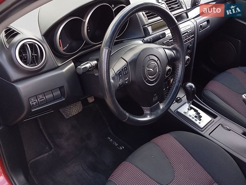 Седан Mazda 3 2006 в Кривому Розі
