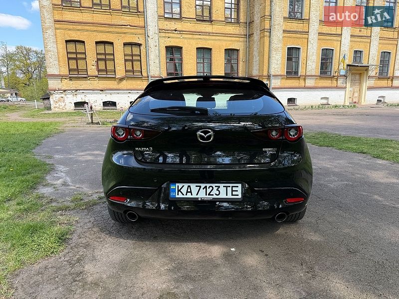 Хэтчбек Mazda 3 2023 в Киеве