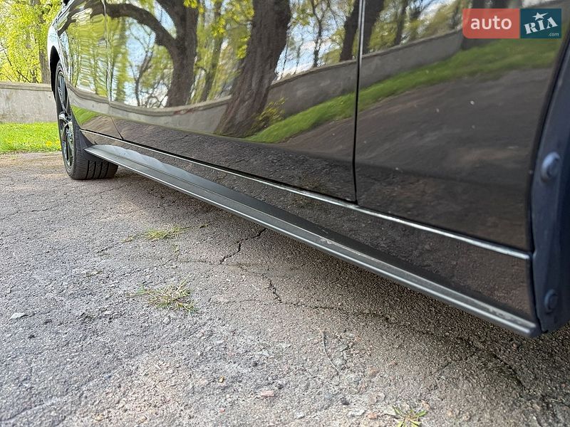 Хэтчбек Mazda 3 2023 в Киеве
