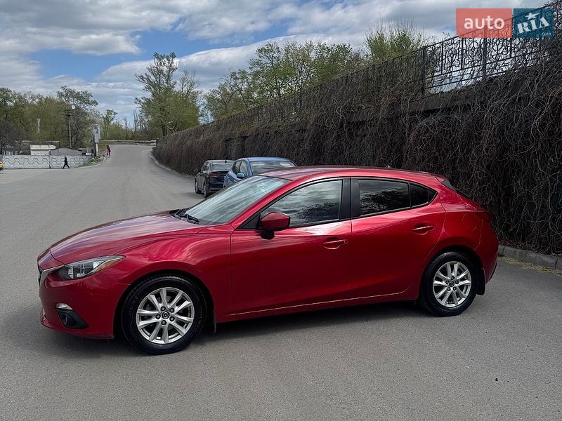 Хетчбек Mazda 3 2016 в Дніпрі фото 5 Хетчбек Mazda 3 2016 в Дніпрі