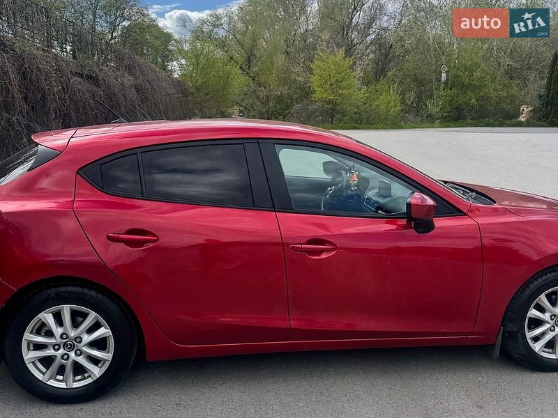 Хетчбек Mazda 3 2016 в Дніпрі фото 18 Хетчбек Mazda 3 2016 в Дніпрі