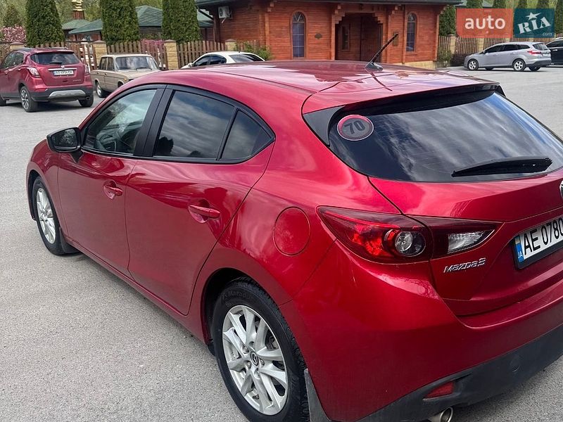 Хетчбек Mazda 3 2016 в Дніпрі фото 26 Хетчбек Mazda 3 2016 в Дніпрі