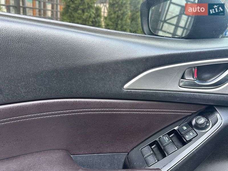 Седан Mazda 3 2016 в Одессе