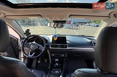 Седан Mazda 3 2017 в Сидоренкове фото 8 Седан Mazda 3 2017 в Сидоренкове