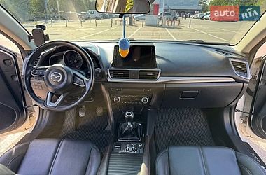 Седан Mazda 3 2017 в Сидоренкове фото 10 Седан Mazda 3 2017 в Сидоренкове