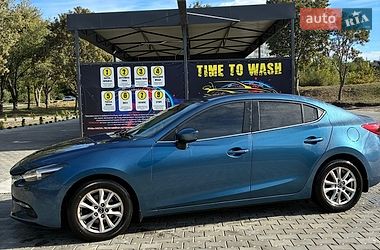 Седан Mazda 3 2017 в Києві