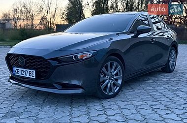 Седан Mazda 3 2022 в Дніпрі