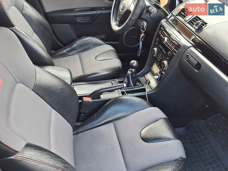 Хэтчбек Mazda 3 2004 в Чернигове