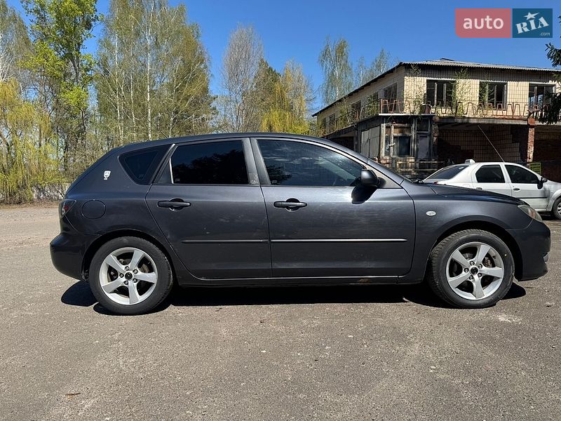 Хэтчбек Mazda 3 2005 в Иванкове
