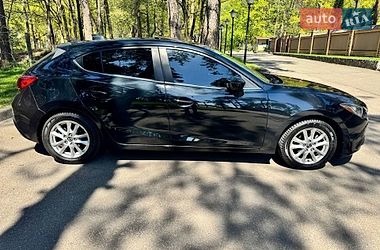 Хэтчбек Mazda 3 2014 в Чернигове