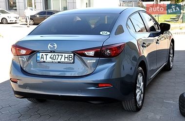 Седан Mazda 3 2016 в Львове