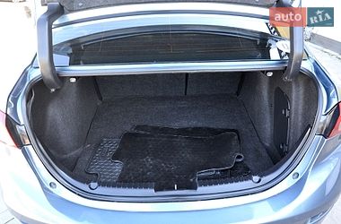 Седан Mazda 3 2016 в Львове