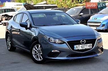 Седан Mazda 3 2016 в Львове