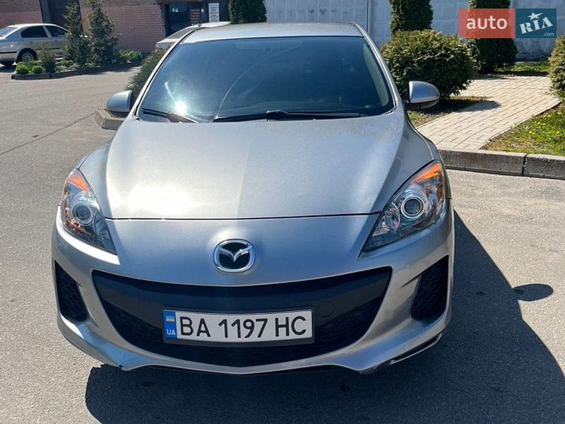 Седан Mazda 3 2012 в Кропивницком