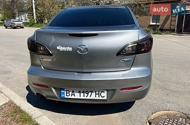 Седан Mazda 3 2012 в Кропивницком