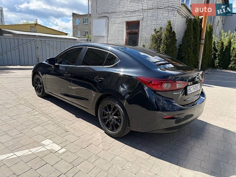 Седан Mazda 3 2014 в Львове