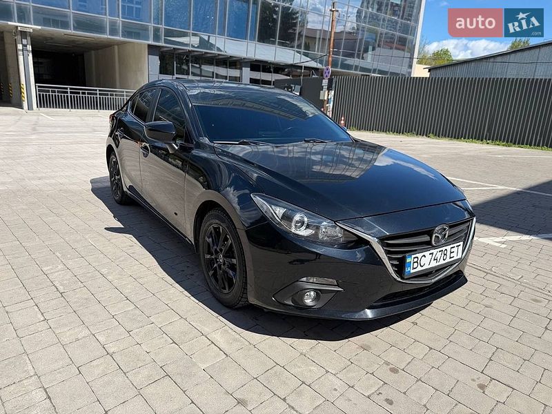 Седан Mazda 3 2014 в Львове