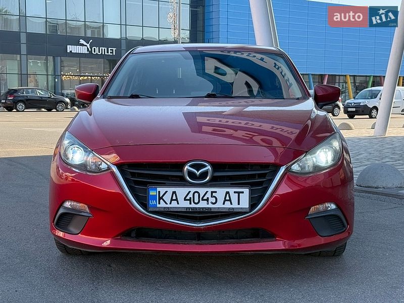 Хэтчбек Mazda 3 2016 в Киеве